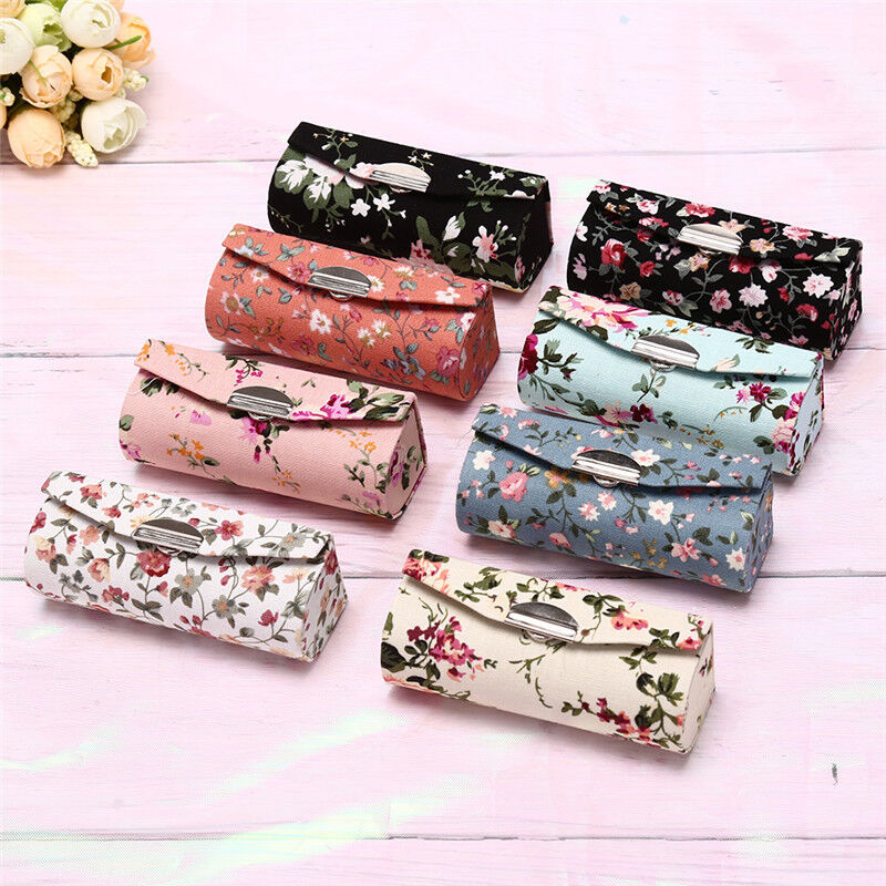 Beauty Kiss Makeup - Retro Embroidered Flower Designs Lipstick Case